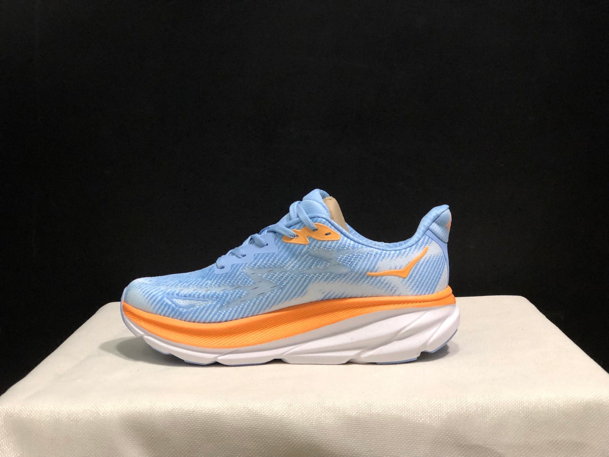 HOKA ONE ONE Clifton 9